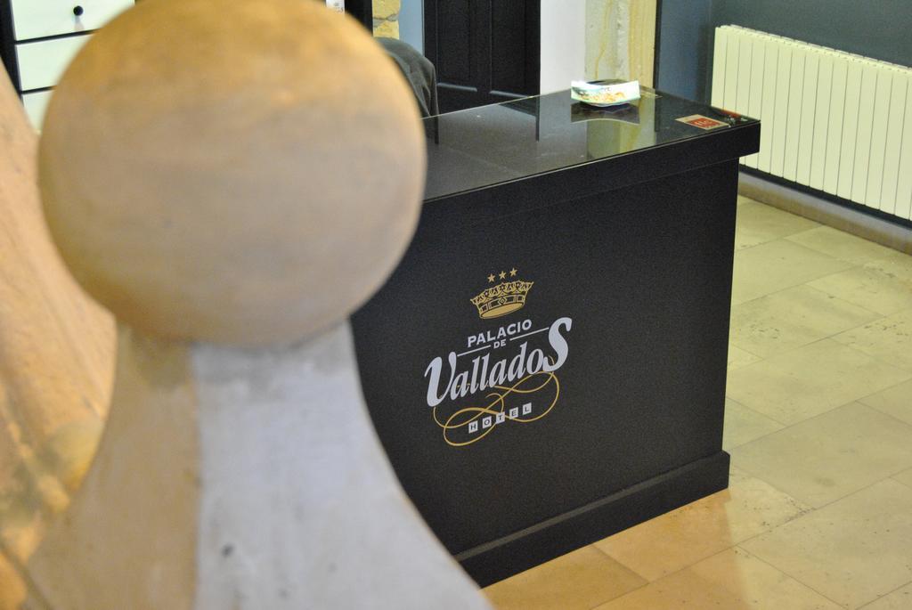 Hotel Palacio De Los Vallados 라스트레스 외부 사진